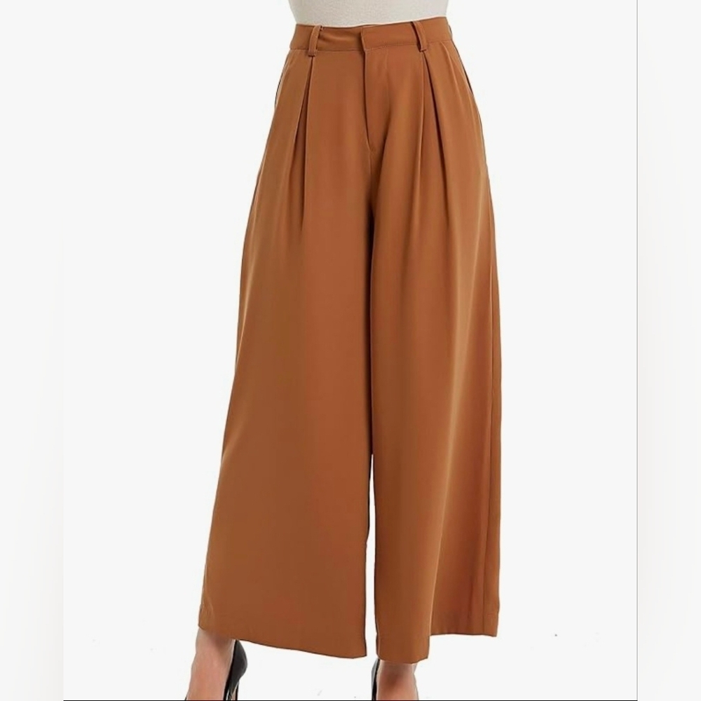 Women's Wide-Leg Tan Pants